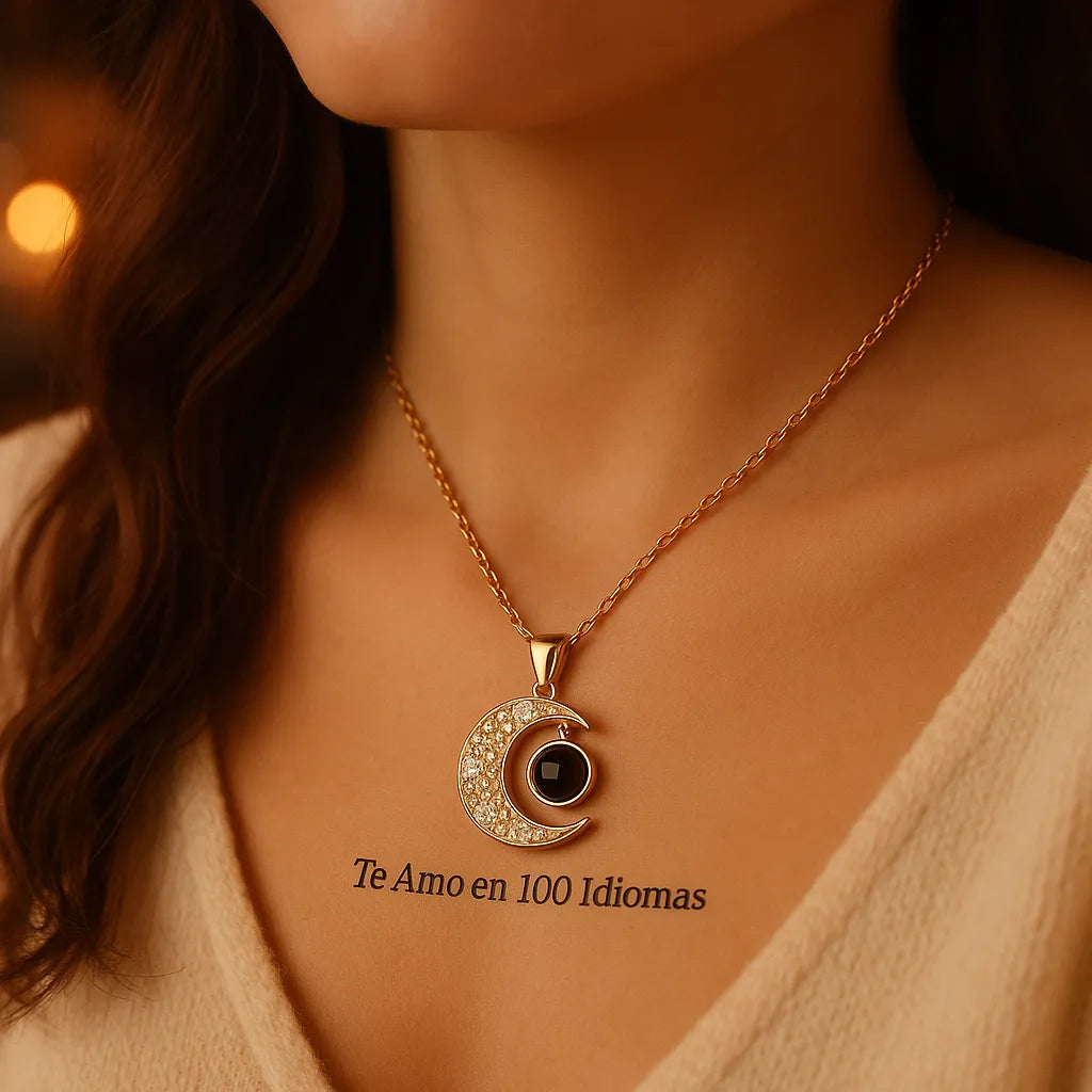 COLLAR  LUNA TE AMO EN 100 IDIOMAS