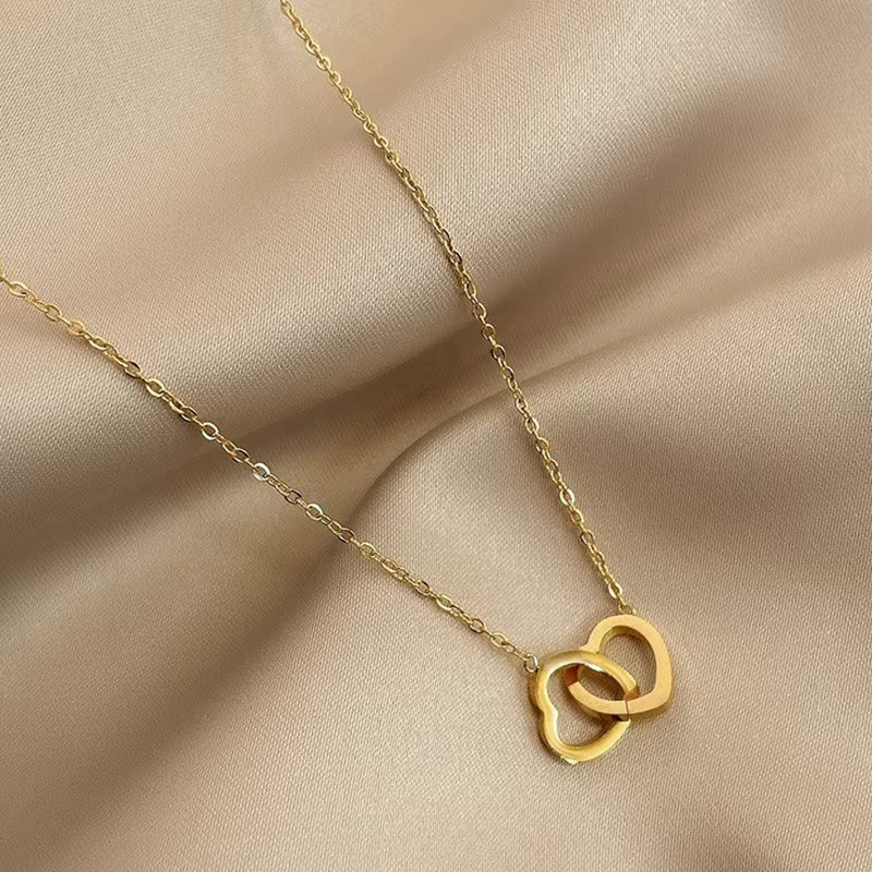 COLLAR CORAZONES ENTRELAZADOS