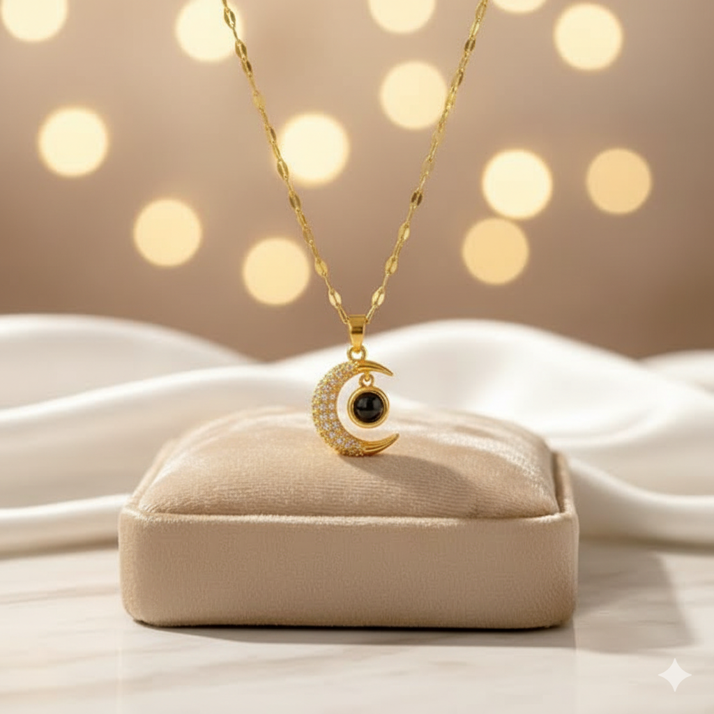 COLLAR  LUNA TE AMO EN 100 IDIOMAS